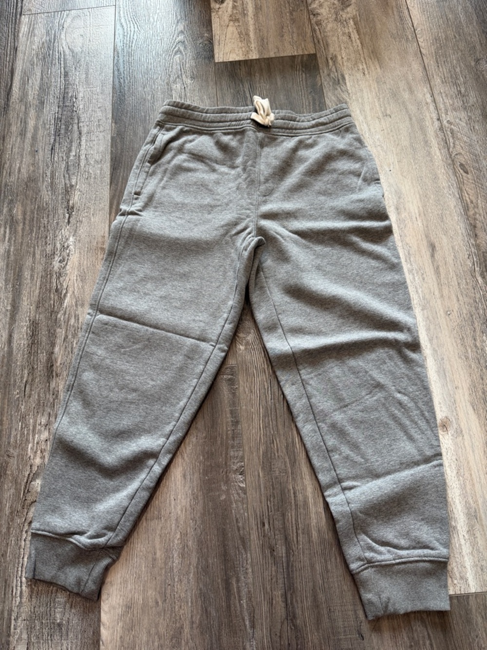 Old Navy Men’s Gray Drawstring Jogger Sweatpants